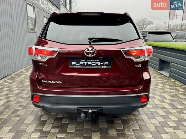 Красный Тойота Хайлендер, объемом двигателя 3.5 л и пробегом 205 тыс. км за 21900 $, фото 7 на Automoto.ua