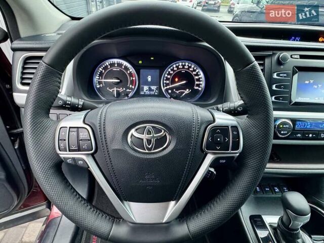 Красный Тойота Хайлендер, объемом двигателя 3.5 л и пробегом 205 тыс. км за 21900 $, фото 48 на Automoto.ua