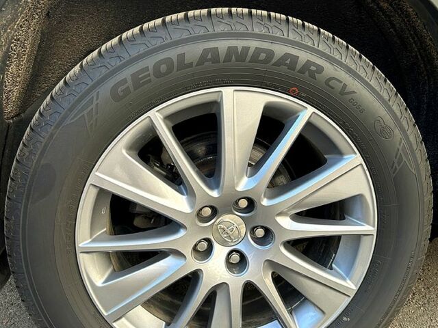 Красный Тойота Хайлендер, объемом двигателя 3.5 л и пробегом 215 тыс. км за 21000 $, фото 7 на Automoto.ua