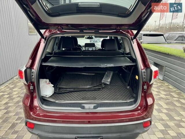 Красный Тойота Хайлендер, объемом двигателя 3.5 л и пробегом 205 тыс. км за 21900 $, фото 20 на Automoto.ua