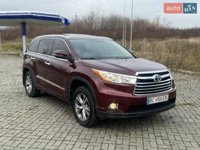 Красный Тойота Хайлендер, объемом двигателя 3.49 л и пробегом 224 тыс. км за 17300 $, фото 3 на Automoto.ua