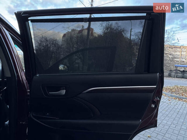 Червоний Тойота Хайлендер, об'ємом двигуна 3.5 л та пробігом 149 тис. км за 24900 $, фото 13 на Automoto.ua