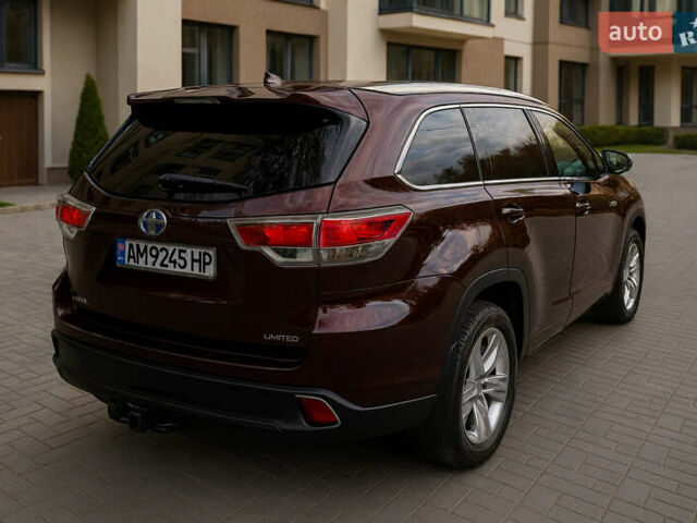 Червоний Тойота Хайлендер, об'ємом двигуна 3.5 л та пробігом 149 тис. км за 24900 $, фото 1 на Automoto.ua