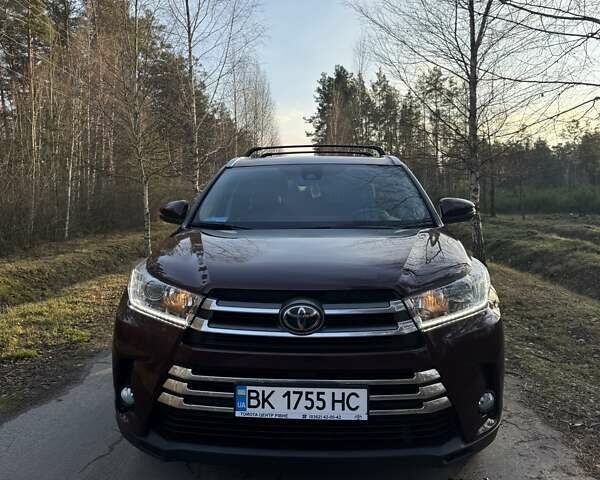 Червоний Тойота Хайлендер, об'ємом двигуна 3.46 л та пробігом 135 тис. км за 28500 $, фото 10 на Automoto.ua