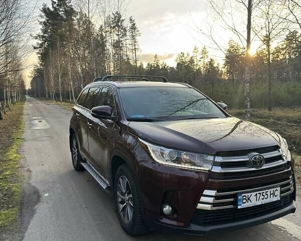 Червоний Тойота Хайлендер, об'ємом двигуна 3.46 л та пробігом 135 тис. км за 28500 $, фото 11 на Automoto.ua