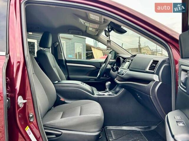 Красный Тойота Хайлендер, объемом двигателя 3.5 л и пробегом 77 тыс. км за 26400 $, фото 34 на Automoto.ua