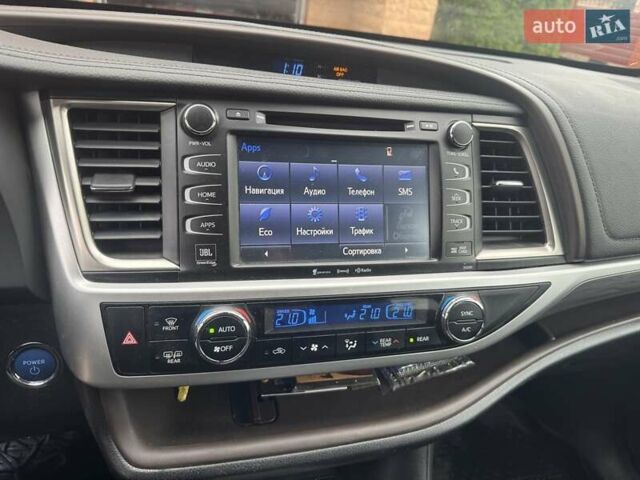 Красный Тойота Хайлендер, объемом двигателя 3.46 л и пробегом 65 тыс. км за 36200 $, фото 9 на Automoto.ua