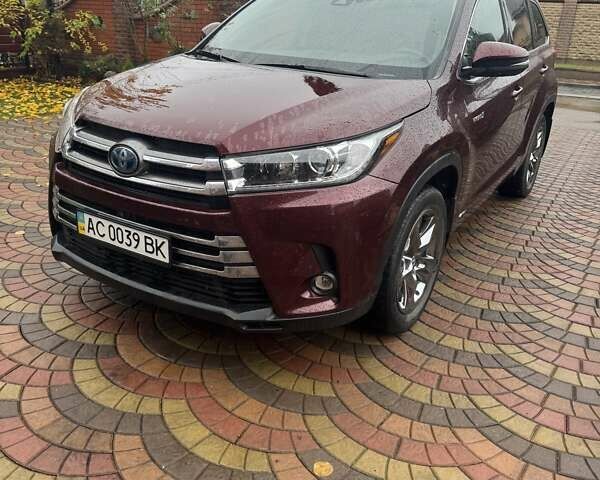 Красный Тойота Хайлендер, объемом двигателя 3.46 л и пробегом 65 тыс. км за 36200 $, фото 2 на Automoto.ua