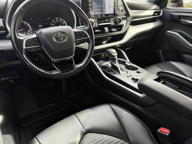 Червоний Тойота Хайлендер, об'ємом двигуна 3.5 л та пробігом 24 тис. км за 17500 $, фото 7 на Automoto.ua