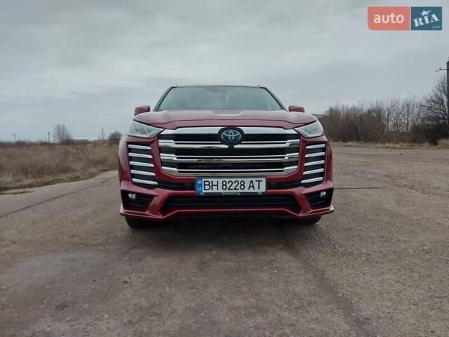 Красный Тойота Хайлендер, объемом двигателя 2.49 л и пробегом 72 тыс. км за 47000 $, фото 3 на Automoto.ua
