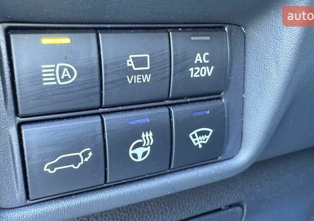 Красный Тойота Хайлендер, объемом двигателя 2.49 л и пробегом 84 тыс. км за 43105 $, фото 16 на Automoto.ua