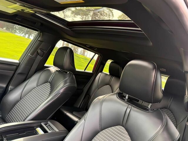 Червоний Тойота Хайлендер, об'ємом двигуна 3.5 л та пробігом 24 тис. км за 17500 $, фото 8 на Automoto.ua