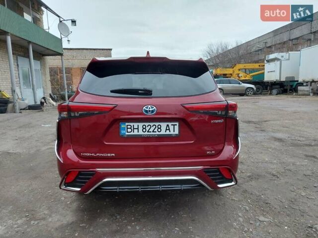 Красный Тойота Хайлендер, объемом двигателя 2.49 л и пробегом 72 тыс. км за 47000 $, фото 4 на Automoto.ua