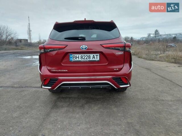 Красный Тойота Хайлендер, объемом двигателя 2.49 л и пробегом 72 тыс. км за 47000 $, фото 1 на Automoto.ua