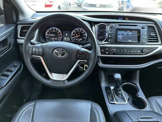 Тойота Хайлендер, объемом двигателя 2.7 л и пробегом 90 тыс. км за 22900 $, фото 11 на Automoto.ua