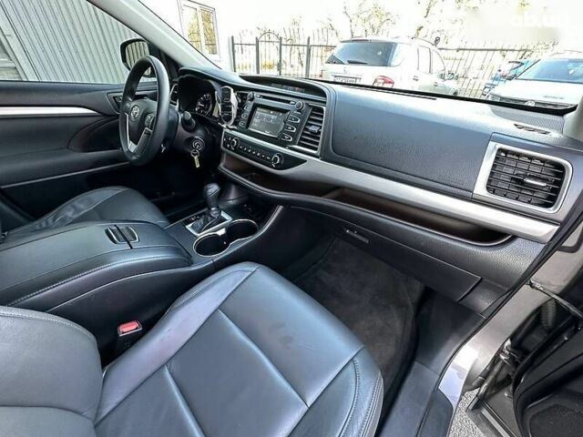 Тойота Хайлендер, объемом двигателя 2.7 л и пробегом 90 тыс. км за 22900 $, фото 20 на Automoto.ua