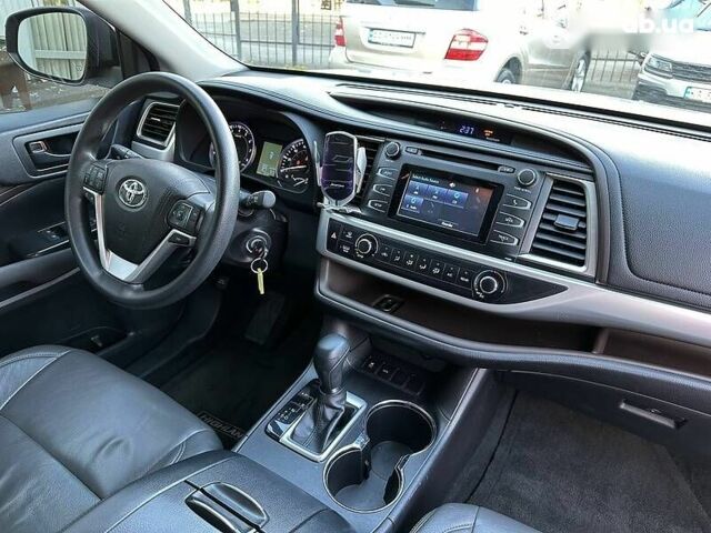 Тойота Хайлендер, объемом двигателя 2.7 л и пробегом 90 тыс. км за 22900 $, фото 21 на Automoto.ua