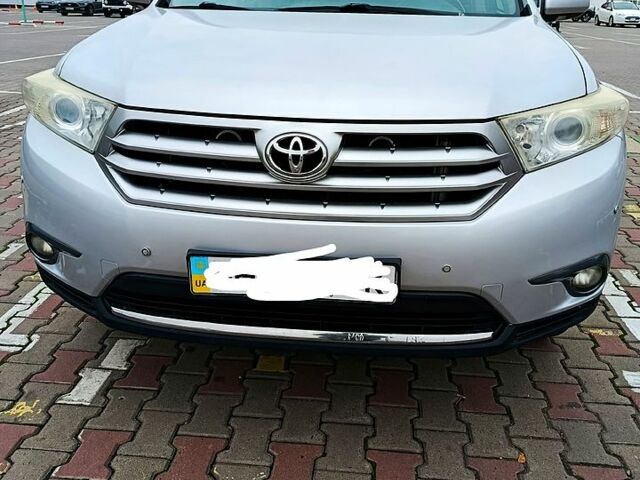 Тойота Хайлендер, об'ємом двигуна 3.5 л та пробігом 280 тис. км за 15600 $, фото 10 на Automoto.ua