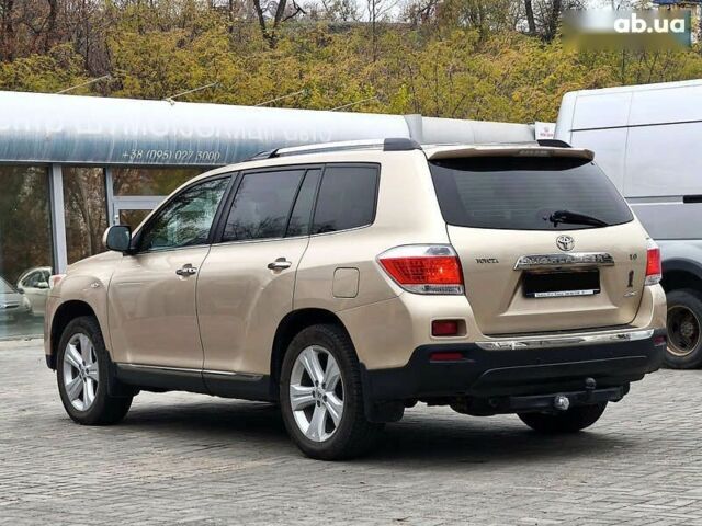 Тойота Хайлендер, объемом двигателя 0 л и пробегом 302 тыс. км за 18600 $, фото 8 на Automoto.ua