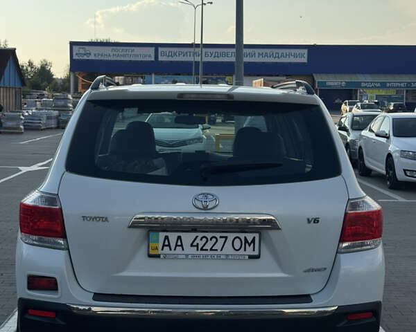 Тойота Хайлендер, об'ємом двигуна 3.5 л та пробігом 202 тис. км за 16500 $, фото 3 на Automoto.ua