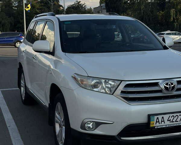 Тойота Хайлендер, об'ємом двигуна 3.5 л та пробігом 202 тис. км за 16500 $, фото 4 на Automoto.ua