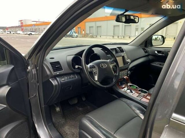 Тойота Хайлендер, об'ємом двигуна 3.5 л та пробігом 189 тис. км за 16490 $, фото 19 на Automoto.ua