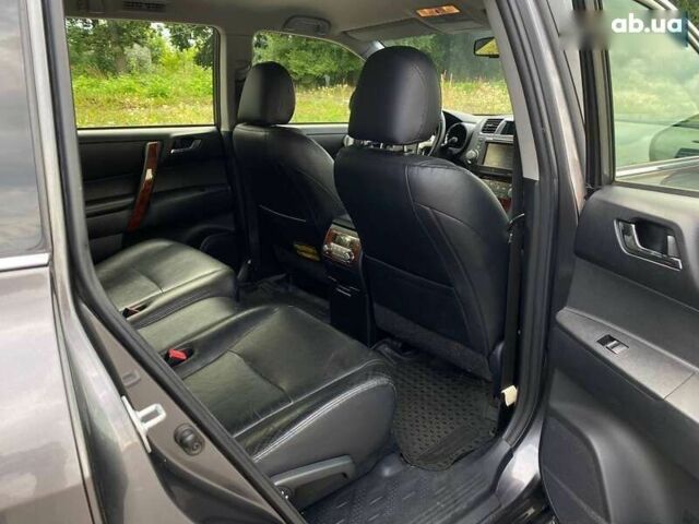 Тойота Хайлендер, об'ємом двигуна 3.5 л та пробігом 189 тис. км за 16490 $, фото 23 на Automoto.ua