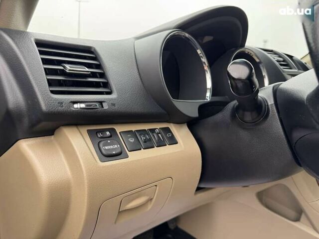 Тойота Хайлендер, об'ємом двигуна 0 л та пробігом 214 тис. км за 19200 $, фото 10 на Automoto.ua