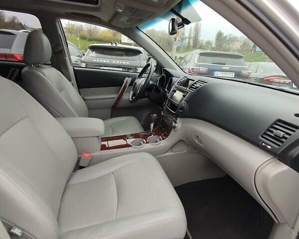 Тойота Хайлендер, объемом двигателя 3.46 л и пробегом 108 тыс. км за 18600 $, фото 21 на Automoto.ua