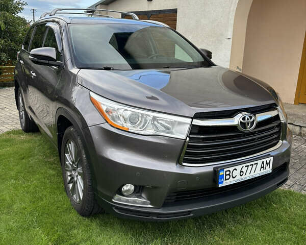 Тойота Хайлендер, объемом двигателя 2.7 л и пробегом 264 тыс. км за 19700 $, фото 1 на Automoto.ua