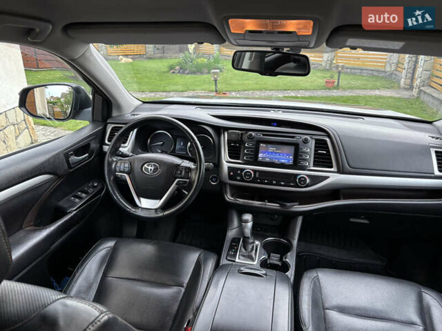 Тойота Хайлендер, объемом двигателя 2.7 л и пробегом 264 тыс. км за 19700 $, фото 9 на Automoto.ua