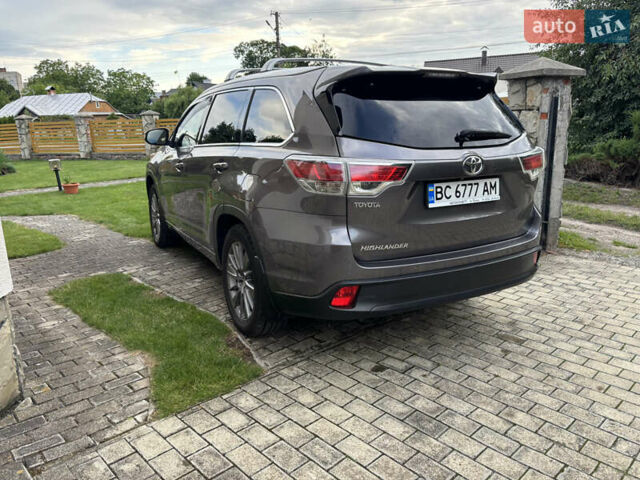 Тойота Хайлендер, объемом двигателя 2.7 л и пробегом 264 тыс. км за 19700 $, фото 4 на Automoto.ua