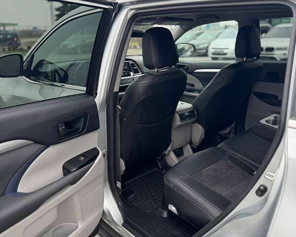 Тойота Хайлендер, объемом двигателя 0 л и пробегом 121 тыс. км за 26000 $, фото 17 на Automoto.ua