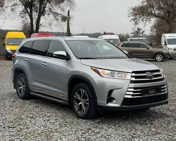 Тойота Хайлендер, объемом двигателя 0 л и пробегом 121 тыс. км за 26000 $, фото 6 на Automoto.ua