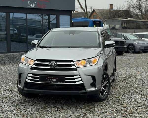 Тойота Хайлендер, объемом двигателя 0 л и пробегом 121 тыс. км за 26000 $, фото 8 на Automoto.ua