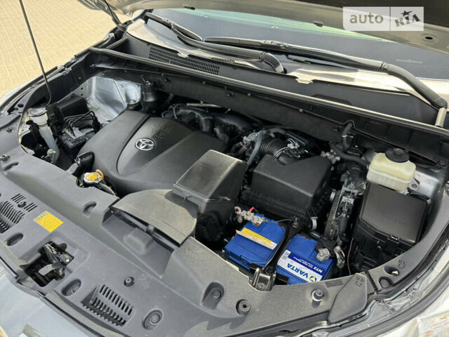 Тойота Хайлендер, объемом двигателя 3.46 л и пробегом 195 тыс. км за 25000 $, фото 34 на Automoto.ua