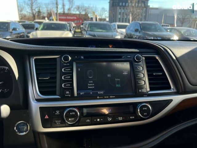 Тойота Хайлендер, объемом двигателя 0 л и пробегом 46 тыс. км за 37000 $, фото 24 на Automoto.ua