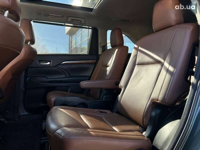 Тойота Хайлендер, объемом двигателя 0 л и пробегом 46 тыс. км за 37000 $, фото 14 на Automoto.ua