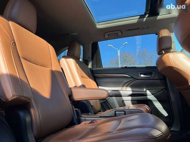 Тойота Хайлендер, объемом двигателя 0 л и пробегом 46 тыс. км за 37000 $, фото 10 на Automoto.ua