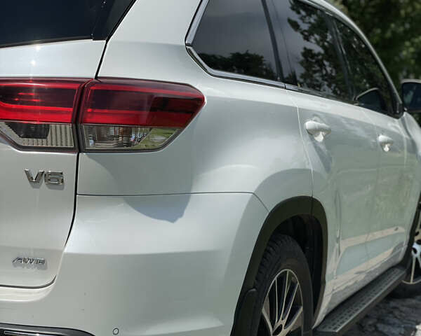 Тойота Хайлендер, объемом двигателя 3.46 л и пробегом 39 тыс. км за 42800 $, фото 26 на Automoto.ua