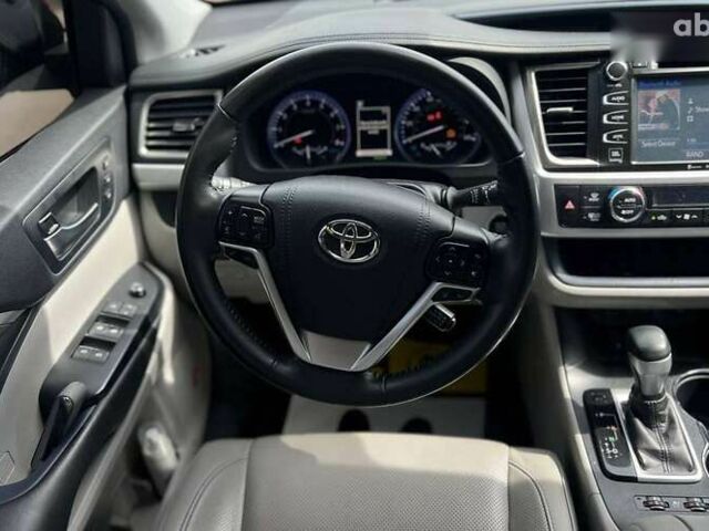 Тойота Хайлендер, объемом двигателя 3.5 л и пробегом 142 тыс. км за 37900 $, фото 13 на Automoto.ua