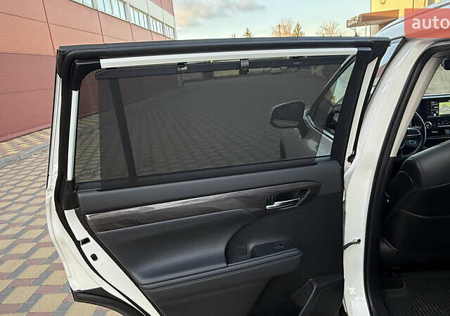 Тойота Хайлендер, об'ємом двигуна 2.49 л та пробігом 146 тис. км за 52500 $, фото 9 на Automoto.ua