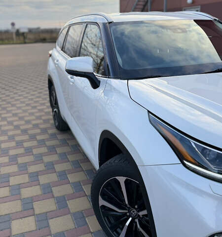 Тойота Хайлендер, об'ємом двигуна 2.49 л та пробігом 146 тис. км за 52500 $, фото 1 на Automoto.ua