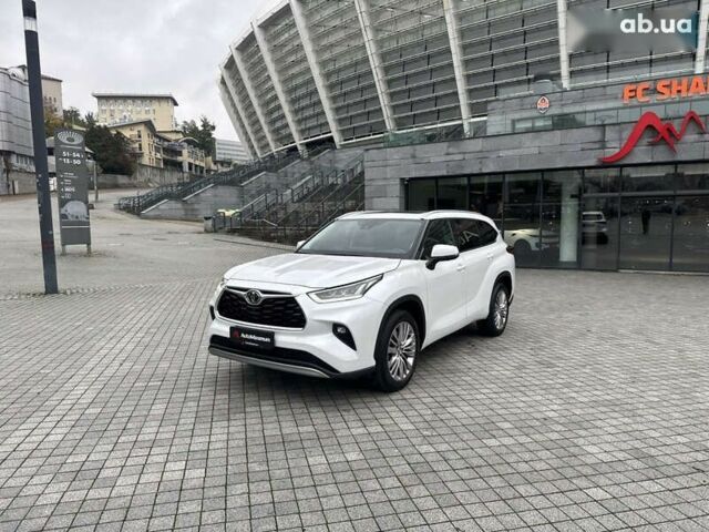 Тойота Хайлендер, объемом двигателя 2 л и пробегом 1 тыс. км за 58900 $, фото 2 на Automoto.ua