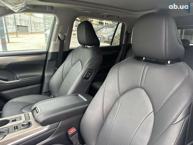 Тойота Хайлендер, объемом двигателя 2 л и пробегом 1 тыс. км за 58900 $, фото 12 на Automoto.ua