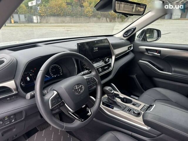 Тойота Хайлендер, объемом двигателя 2 л и пробегом 1 тыс. км за 58900 $, фото 13 на Automoto.ua