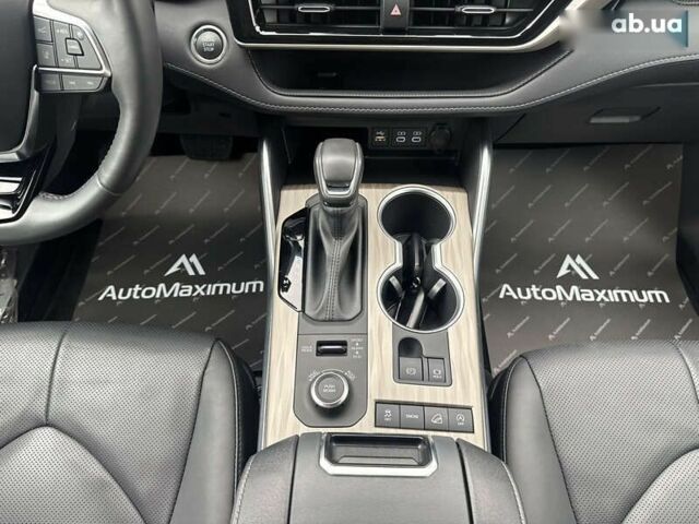 Тойота Хайлендер, объемом двигателя 2 л и пробегом 1 тыс. км за 58900 $, фото 19 на Automoto.ua