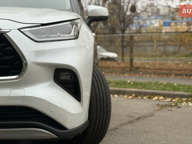 Тойота Хайлендер, об'ємом двигуна 2 л та пробігом 0 тис. км за 51999 $, фото 3 на Automoto.ua