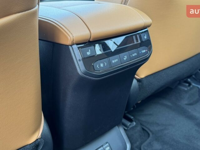 Тойота Хайлендер, объемом двигателя 2.49 л и пробегом 0 тыс. км за 74162 $, фото 8 на Automoto.ua