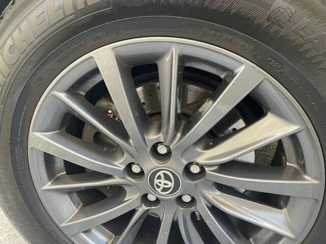 Серый Тойота Хайлендер, объемом двигателя 2.7 л и пробегом 172 тыс. км за 30098 $, фото 4 на Automoto.ua